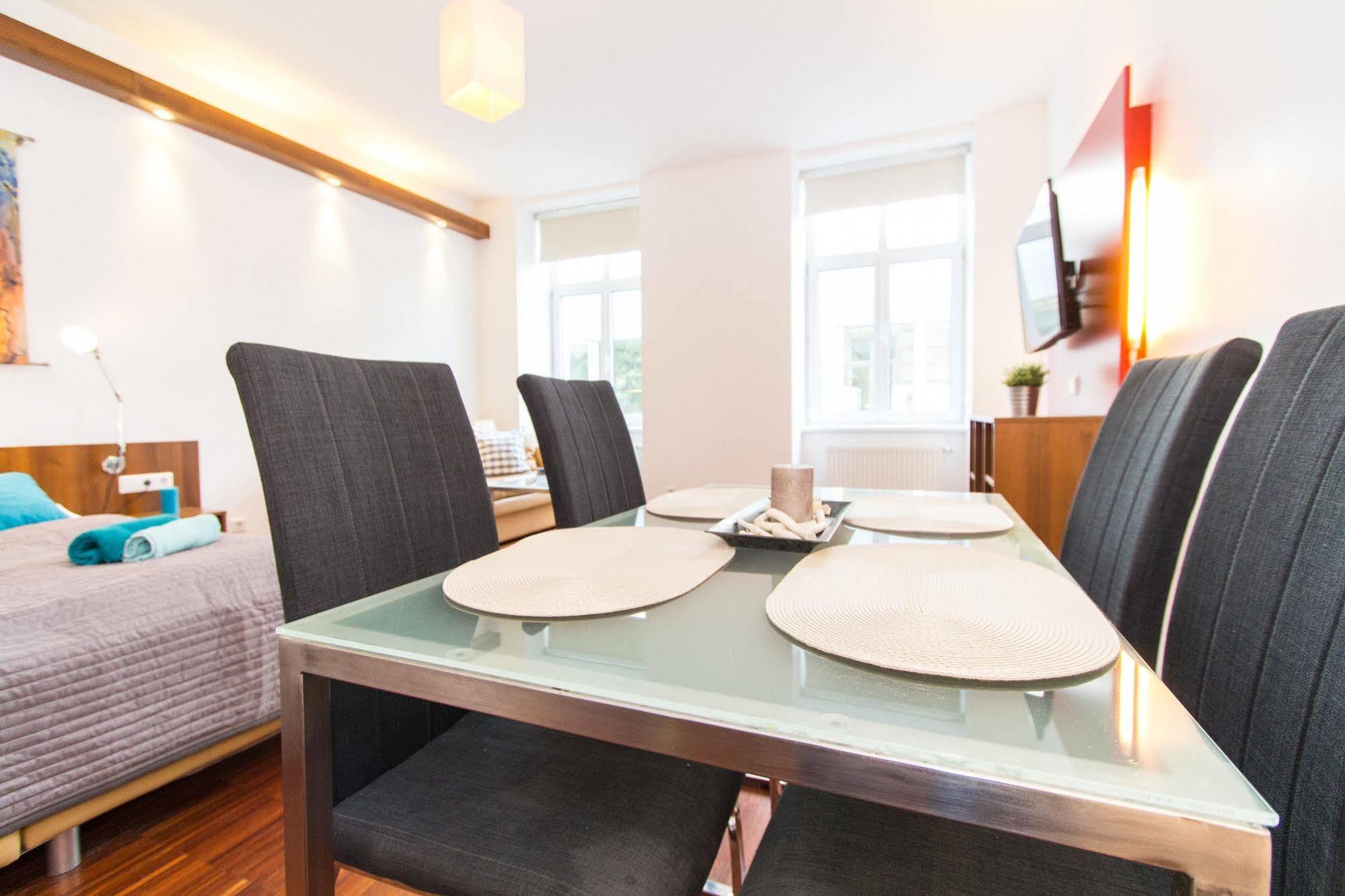 Checkvienna - Premium Apartment Eksteriør billede